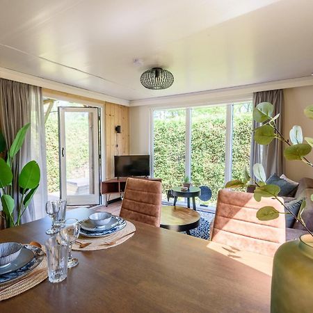 Chalet Op Rustig Park Op De Veluwe Putten Extérieur photo